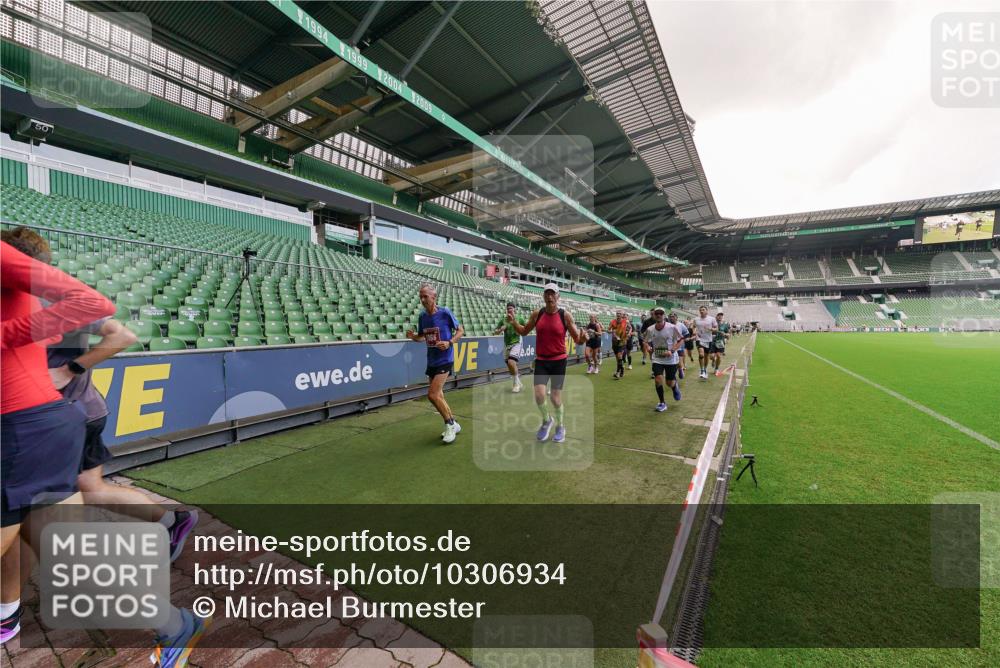 13.09.2026 - 21. swb-Marathon Bremen Michael Burmester http://msf.ph/oto/10306934 13.09.2026 13:00:20 Laufen im Stadion 135, 191, 226, 232, 242, 260, 318, 342, 651, 687, 745, 972, 1080, 1166, 1209, 1368, 1493, 1494, 1516, 1650, 1861, 1935, 1963, 2088, 2210, 2289, 2293, 2306, 2322, 2409, 2427, 2481, 2485, 2490, 2517, 2560, 2561, 2570, 2627, 2658, 2686, 2700, 2708, 2781, 2806, 2827, 2885, 2899, 2906, 2914, 2953, 2961, 2967, 2979, 3015, 3076, 3098, 3105, 3124, 3145, 3168, 3173, 3190, 3233, 3273, 3354, 3385, 3480, 3516, 3524, 3531, 3642, 3652, 3729, 3774, 3855, 3856, 3861, 3930, 3934 meine-sportfotos.de