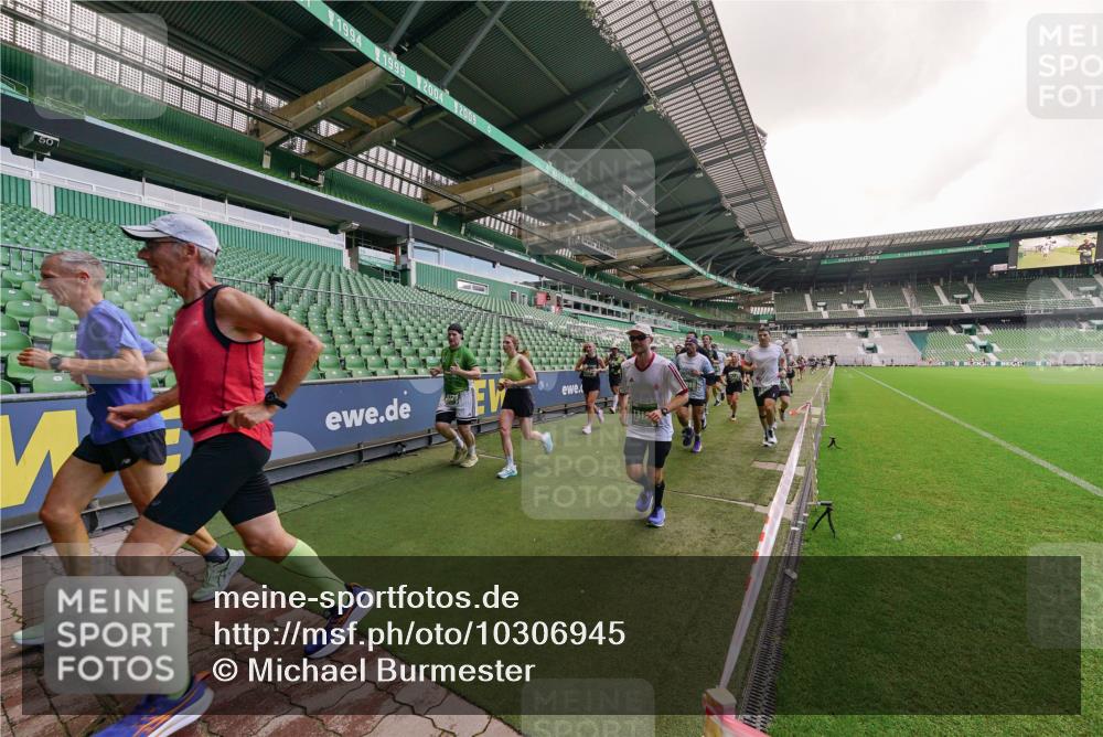 13.09.2026 - 21. swb-Marathon Bremen Michael Burmester http://msf.ph/oto/10306945 13.09.2026 13:00:22 Laufen im Stadion 135, 191, 226, 232, 242, 260, 318, 342, 651, 687, 745, 972, 1080, 1166, 1209, 1368, 1493, 1494, 1516, 1650, 1861, 1935, 1963, 2088, 2210, 2289, 2293, 2306, 2322, 2370, 2409, 2427, 2481, 2485, 2490, 2517, 2560, 2561, 2570, 2627, 2658, 2686, 2700, 2708, 2781, 2806, 2827, 2885, 2899, 2906, 2914, 2953, 2961, 2967, 2979, 3015, 3076, 3098, 3105, 3124, 3145, 3168, 3173, 3190, 3233, 3273, 3354, 3385, 3480, 3516, 3524, 3531, 3642, 3652, 3729, 3774, 3855, 3856, 3861, 3930, 3934 meine-sportfotos.de