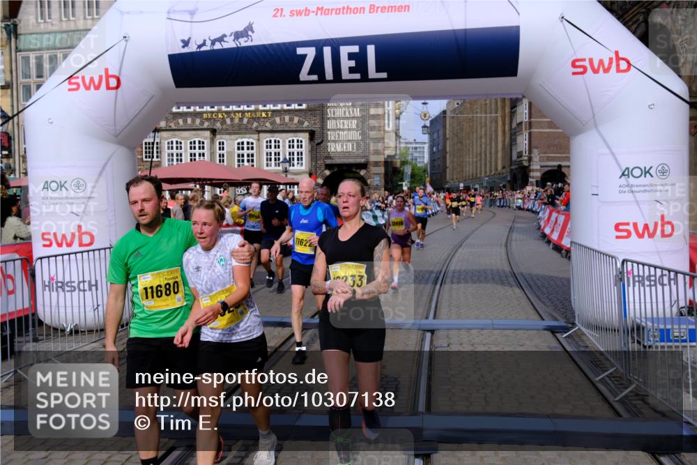 13.09.2026 - 21. swb-Marathon Bremen Tim E. http://msf.ph/oto/10307138 13.09.2026 10:50:43 Ziel 10170, 10233, 10525, 10840, 10923, 11178, 11276, 11497, 11499, 11622, 11664, 11680, 11742, 12045, 12078, 12269, 12447, 13562 meine-sportfotos.de