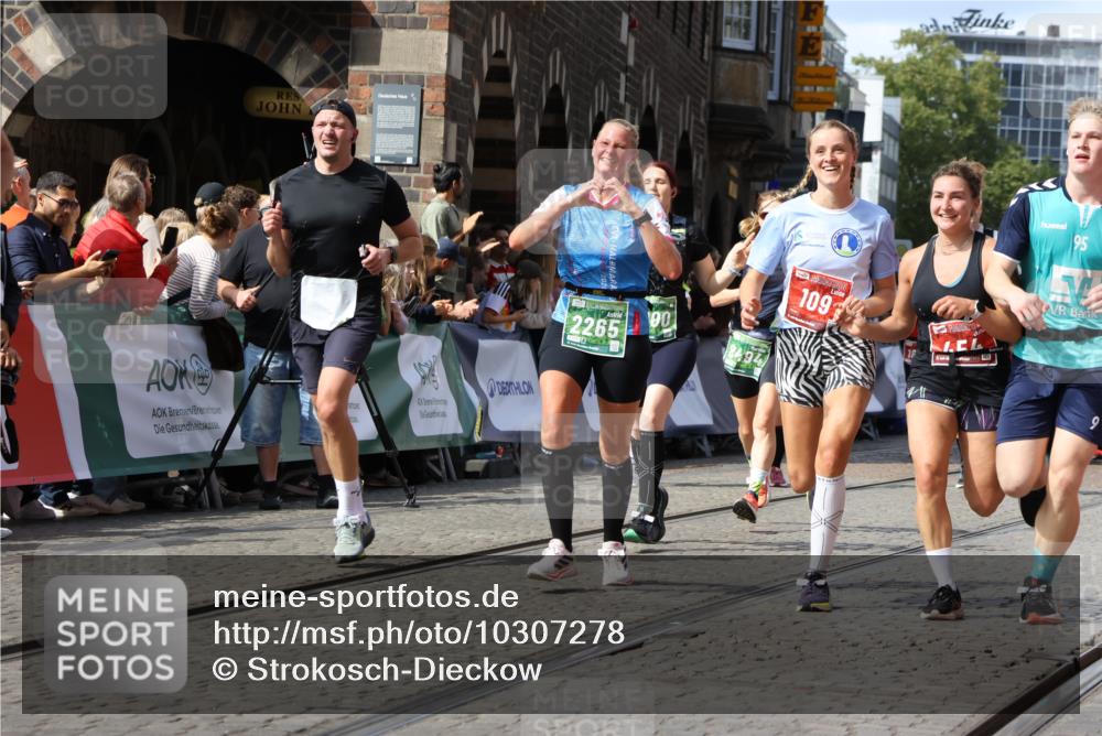 13.09.2026 - 21. swb-Marathon Bremen Strokosch-Dieckow http://msf.ph/oto/10307278 13.09.2026 13:30:19 Ziel 109, 454, 1173, 1205, 1308, 1611, 1653, 1759, 1780, 1848, 1861, 2126, 3190, 3320, 3667, 3908, 4524, 4575, 5039, 5198, 5348, 5631, 6225, 6720, 6942, 6992, 6994, 7093, 7609, 7932, 8110, 8115, 8267, 8470, 8899, 9049, 9104, 9125, 625, 1067, 2265, 2900, 3163, 3164, 3425, 4058, 4332, 4415, 4425, 4748, 5506, 5551, 6347, 6988, 7253, 7567, 7821, 8090, 8105, 8116, 8117, 8169, 8314, 8494, 8762, 8878, 8966, 9011, 9108, 9412, 9695 meine-sportfotos.de