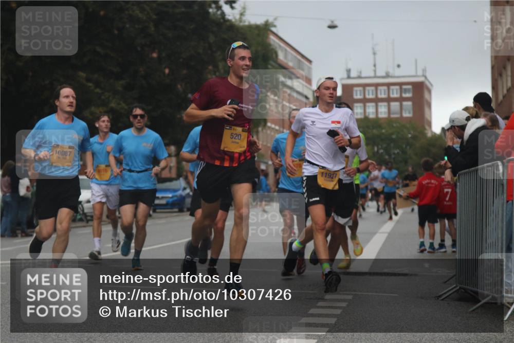 13.09.2026 - Kiel Lauf Markus Tischler http://msf.ph/oto/10307426 13.09.2026 10:30:42 Fleethörn 10087, 39, 520, 11927, 7 meine-sportfotos.de
