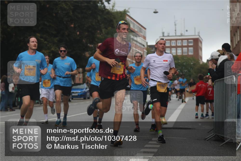 13.09.2026 - Kiel Lauf Markus Tischler http://msf.ph/oto/10307428 13.09.2026 10:30:42 Fleethörn 10087, 4816, 520, 887, 11927, 7 meine-sportfotos.de