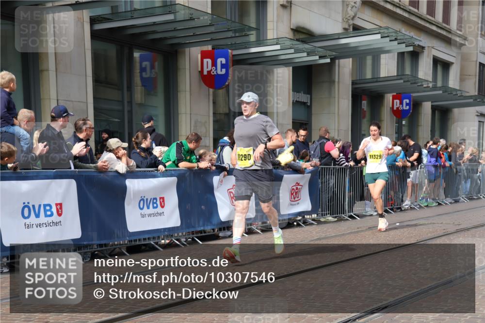 13.09.2026 - 21. swb-Marathon Bremen Strokosch-Dieckow http://msf.ph/oto/10307546 13.09.2026 10:54:00 Ziel 10067, 10146, 10359, 10503, 10577, 10631, 10749, 10765, 10837, 10884, 10996, 11099, 11118, 11290, 11329, 11361, 11476, 11593, 11765, 11843, 11989, 11998, 12265, 12328, 12467, 10141, 10174, 10227, 10255, 10478, 10579, 10684, 10685, 10708, 10822, 10838, 10905, 10947, 11010, 11206, 11489, 11502, 11596, 11950, 12075, 12244, 12331, 12341, 12356, 12405, 12435, 12492, 12515, 13531, 13597 meine-sportfotos.de
