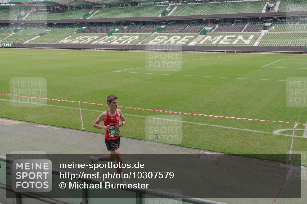 13.09.2026 - 21. swb-Marathon Bremen Michael Burmester http://msf.ph/oto/10307579 13.09.2026 12:37:19 Laufen im Stadion 365, 466, 658, 850, 895, 1090, 1288, 1385, 1485, 1583, 1604, 1754, 1993, 2073, 2585, 2670, 3617, 7244, 7768, 8075, 8081, 8729, 9522, 13033, 250, 272, 299, 525, 919, 1089, 1212, 2072, 5428, 7741 meine-sportfotos.de
