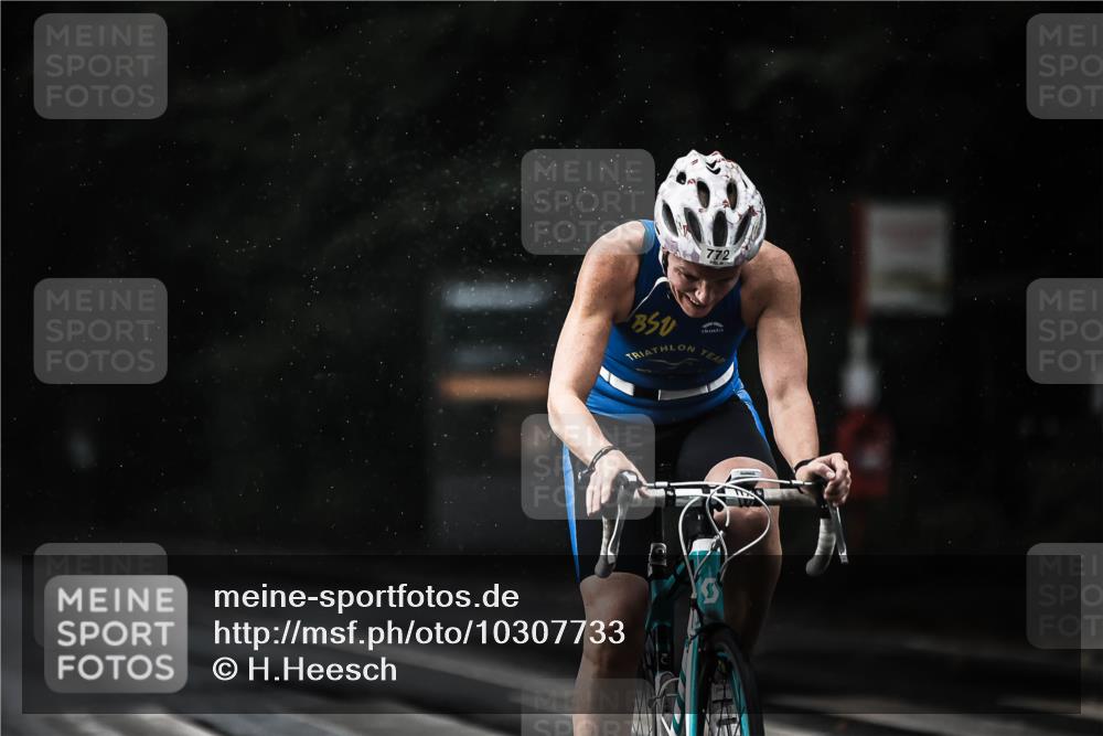 13.09.2026 - Stadtparktriathlon H.Heesch http://msf.ph/oto/10307733 13.09.2026 11:40:26 Radfahren 739, 772, 804, 818, 834, 856, 925 meine-sportfotos.de