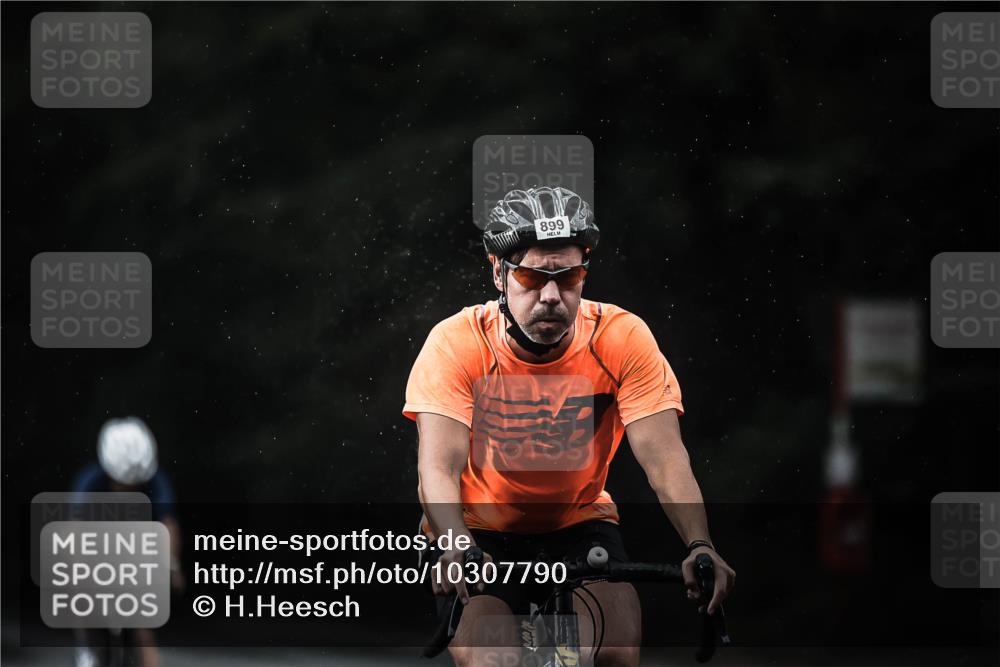 13.09.2026 - Stadtparktriathlon H.Heesch http://msf.ph/oto/10307790 13.09.2026 11:40:35 Radfahren 732, 739, 743, 840, 899 meine-sportfotos.de