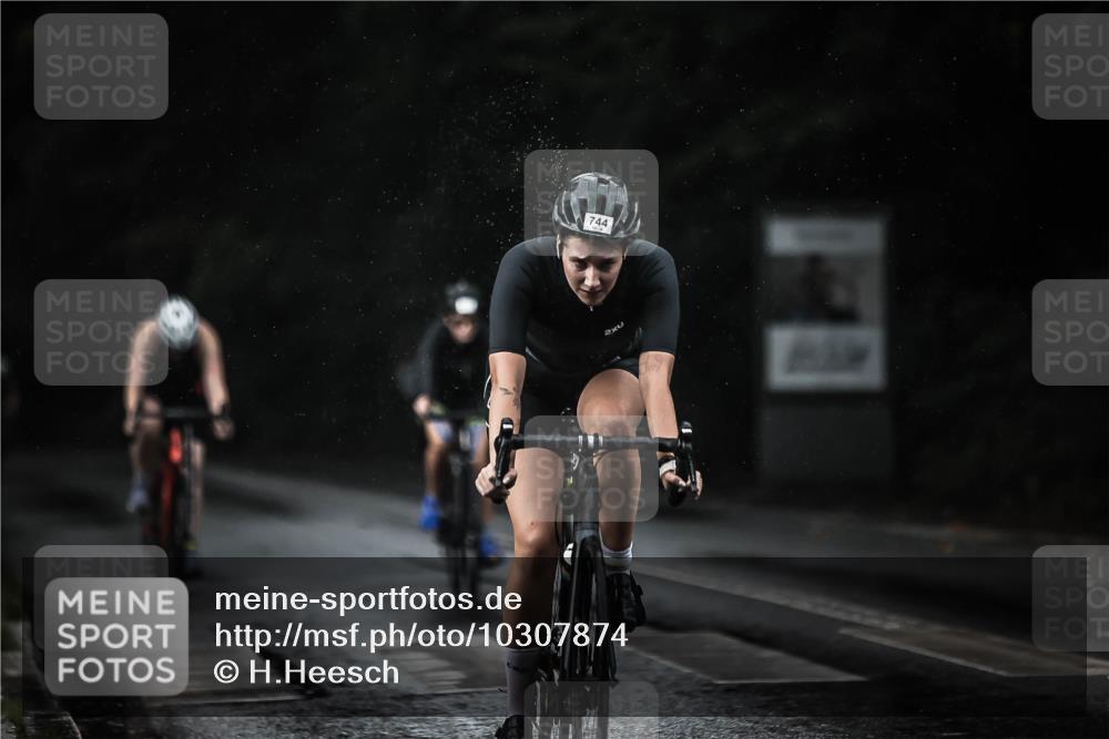 13.09.2026 - Stadtparktriathlon H.Heesch http://msf.ph/oto/10307874 13.09.2026 11:40:44 Radfahren 738, 744, 750, 802 meine-sportfotos.de