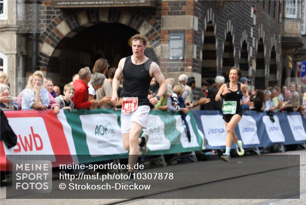 13.09.2026 - 21. swb-Marathon Bremen Strokosch-Dieckow http://msf.ph/oto/10307878 13.09.2026 13:01:35 Ziel 1411, 1619, 3019, 4328, 5663, 1614, 4696, 5369, 7950, 9137, 13168 meine-sportfotos.de
