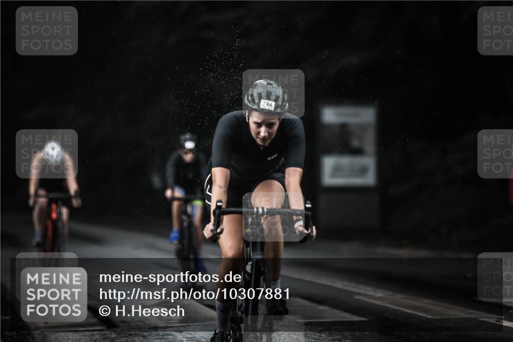 13.09.2026 - Stadtparktriathlon H.Heesch http://msf.ph/oto/10307881 13.09.2026 11:40:44 Radfahren 738, 744, 750, 802 meine-sportfotos.de