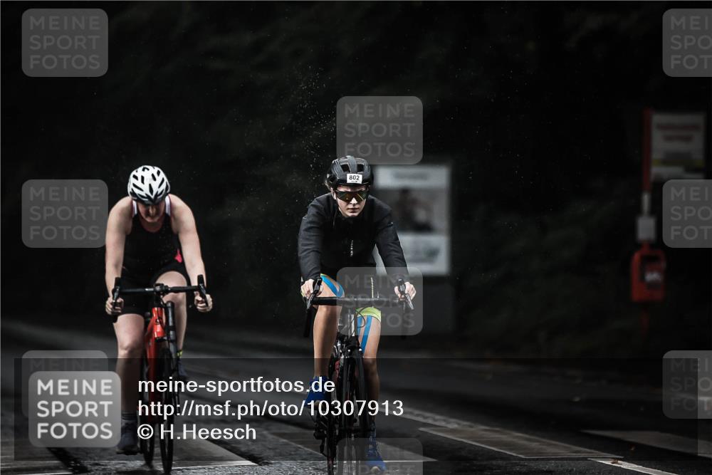 13.09.2026 - Stadtparktriathlon H.Heesch http://msf.ph/oto/10307913 13.09.2026 11:40:46 Radfahren 738, 744, 750, 802 meine-sportfotos.de