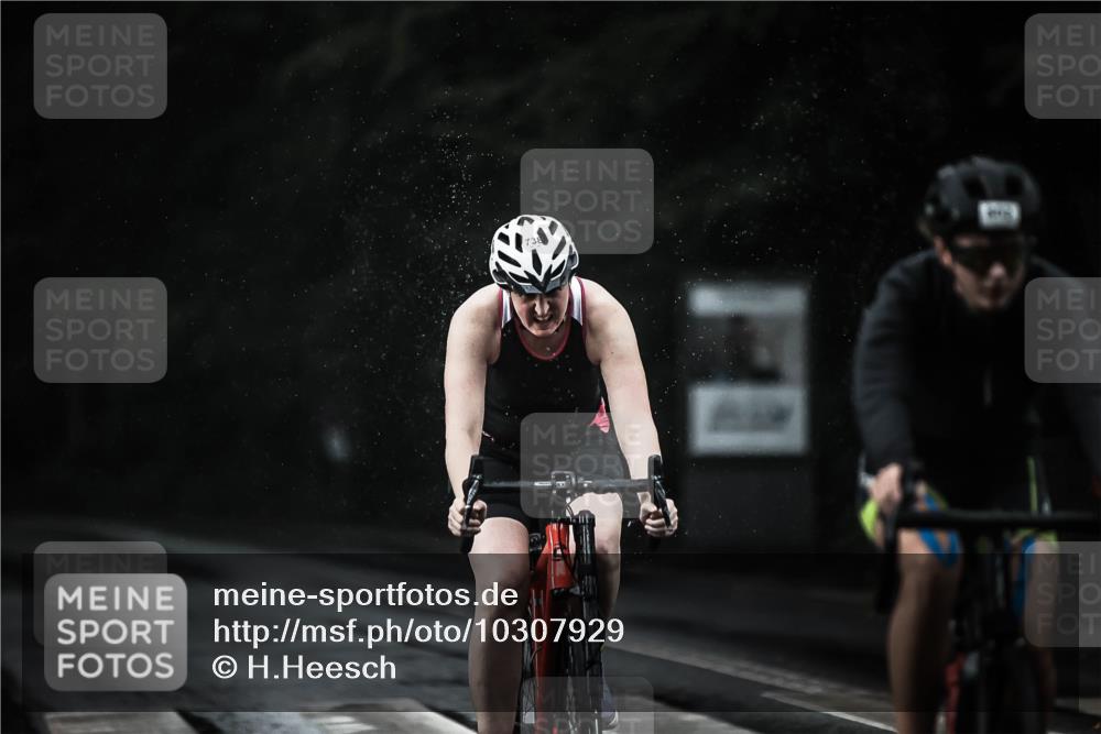 13.09.2026 - Stadtparktriathlon H.Heesch http://msf.ph/oto/10307929 13.09.2026 11:40:46 Radfahren 738, 744, 750, 802 meine-sportfotos.de