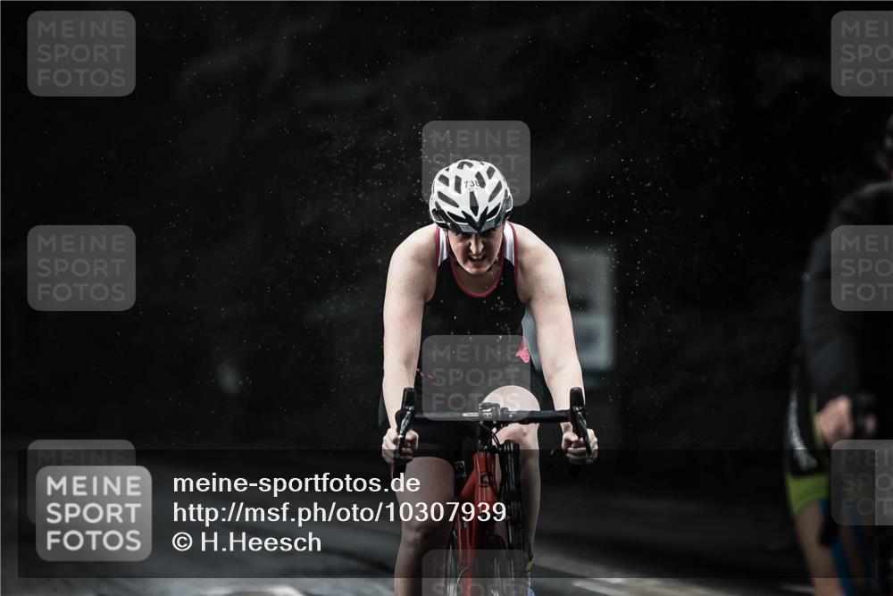 13.09.2026 - Stadtparktriathlon H.Heesch http://msf.ph/oto/10307939 13.09.2026 11:40:47 Radfahren 738, 744, 750, 802 meine-sportfotos.de