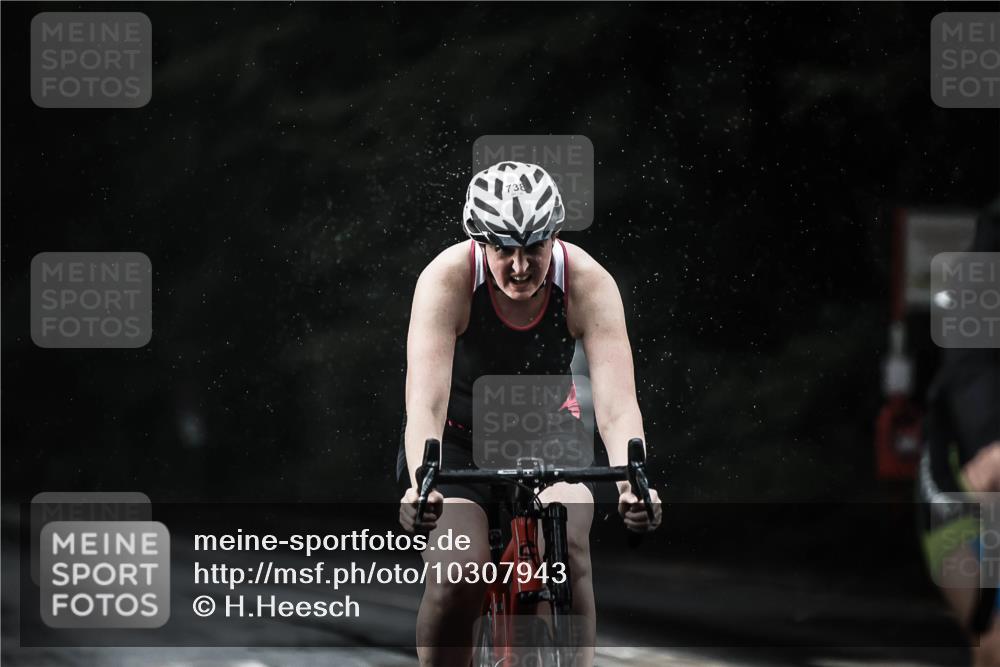 13.09.2026 - Stadtparktriathlon H.Heesch http://msf.ph/oto/10307943 13.09.2026 11:40:47 Radfahren 738, 744, 750, 802 meine-sportfotos.de