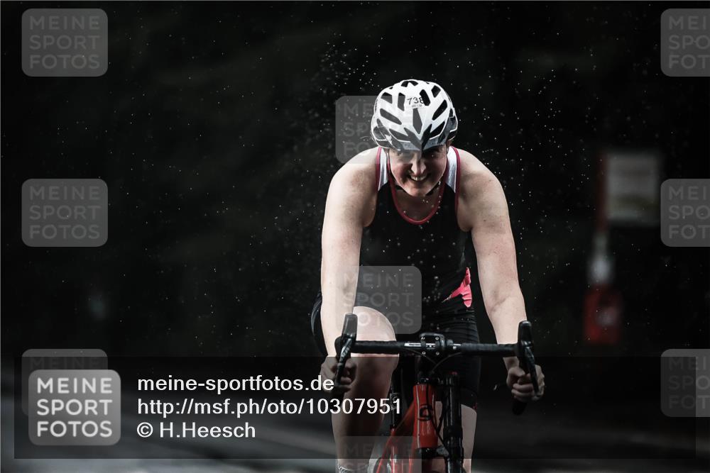13.09.2026 - Stadtparktriathlon H.Heesch http://msf.ph/oto/10307951 13.09.2026 11:40:47 Radfahren 738, 744, 750, 802 meine-sportfotos.de