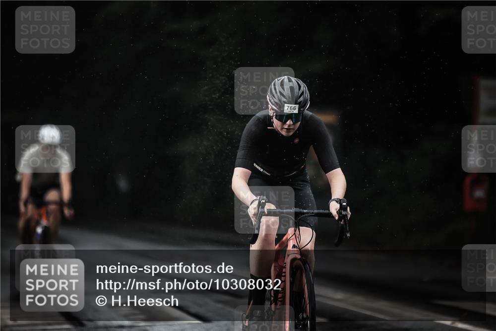 13.09.2026 - Stadtparktriathlon H.Heesch http://msf.ph/oto/10308032 13.09.2026 11:40:57 Radfahren 594, 755, 765, 766, 885 meine-sportfotos.de