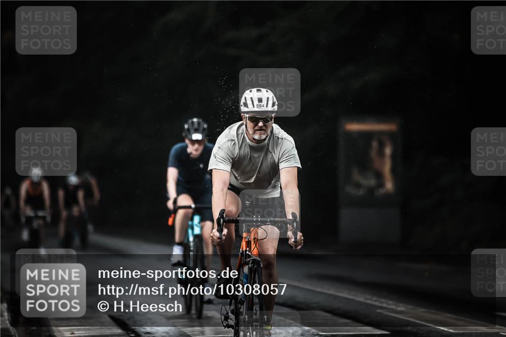 13.09.2026 - Stadtparktriathlon H.Heesch http://msf.ph/oto/10308057 13.09.2026 11:40:59 Radfahren 594, 700, 755, 765, 766, 770, 885 meine-sportfotos.de