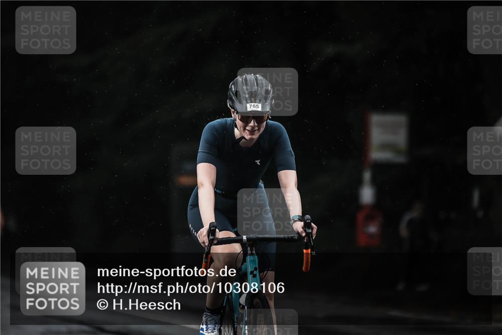 13.09.2026 - Stadtparktriathlon H.Heesch http://msf.ph/oto/10308106 13.09.2026 11:41:01 Radfahren 594, 700, 755, 765, 766, 770, 885 meine-sportfotos.de
