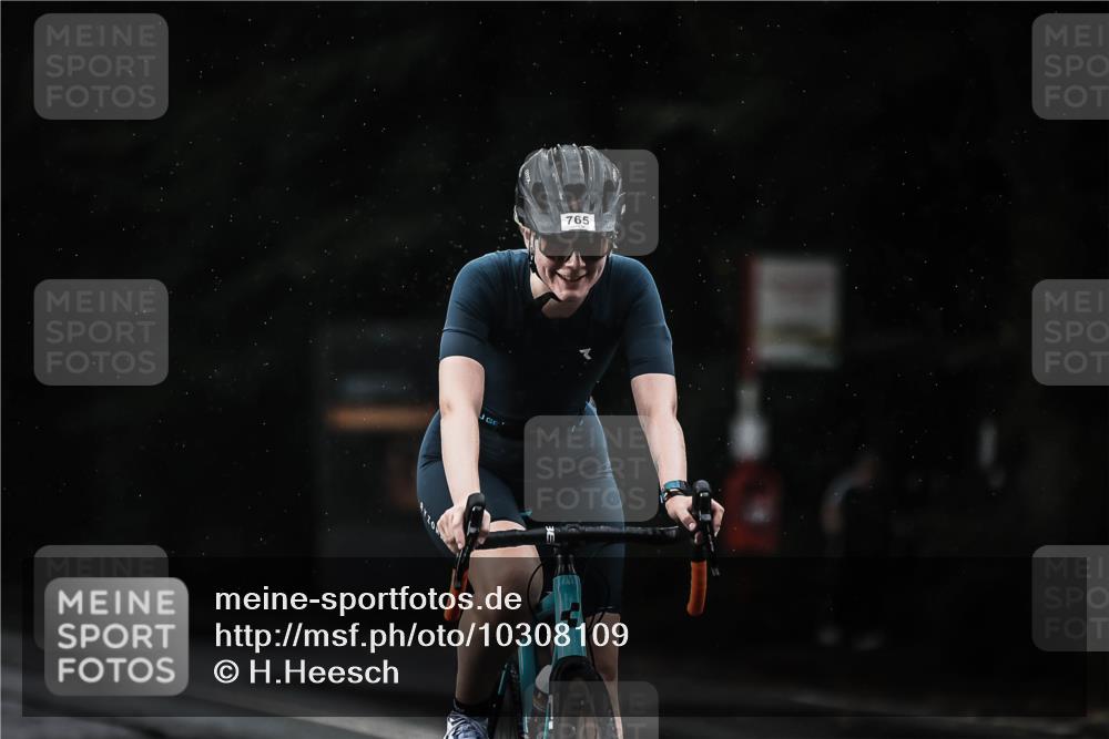 13.09.2026 - Stadtparktriathlon H.Heesch http://msf.ph/oto/10308109 13.09.2026 11:41:01 Radfahren 594, 700, 755, 765, 766, 770, 885 meine-sportfotos.de