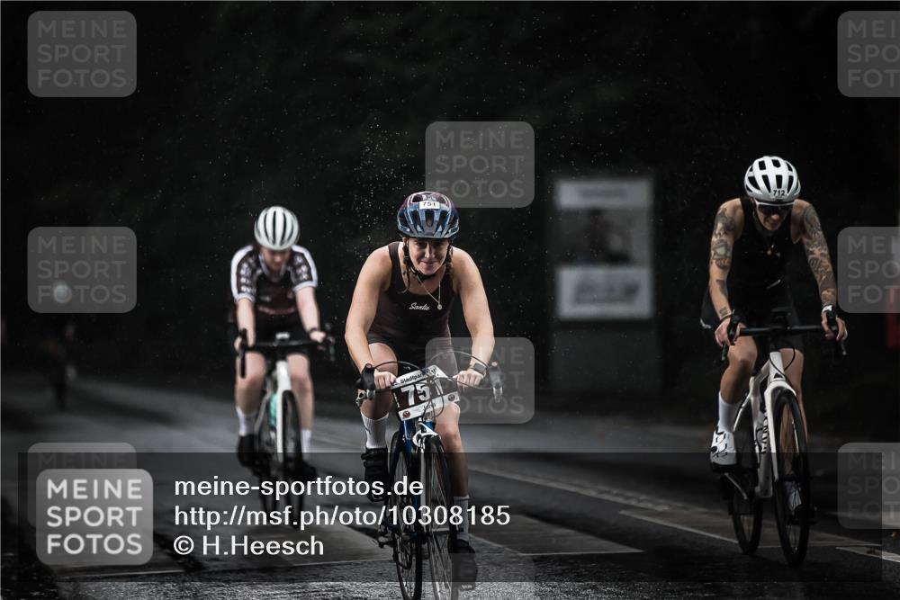 13.09.2026 - Stadtparktriathlon H.Heesch http://msf.ph/oto/10308185 13.09.2026 11:41:10 Radfahren 700, 712, 735, 751, 770, 805, 922 meine-sportfotos.de