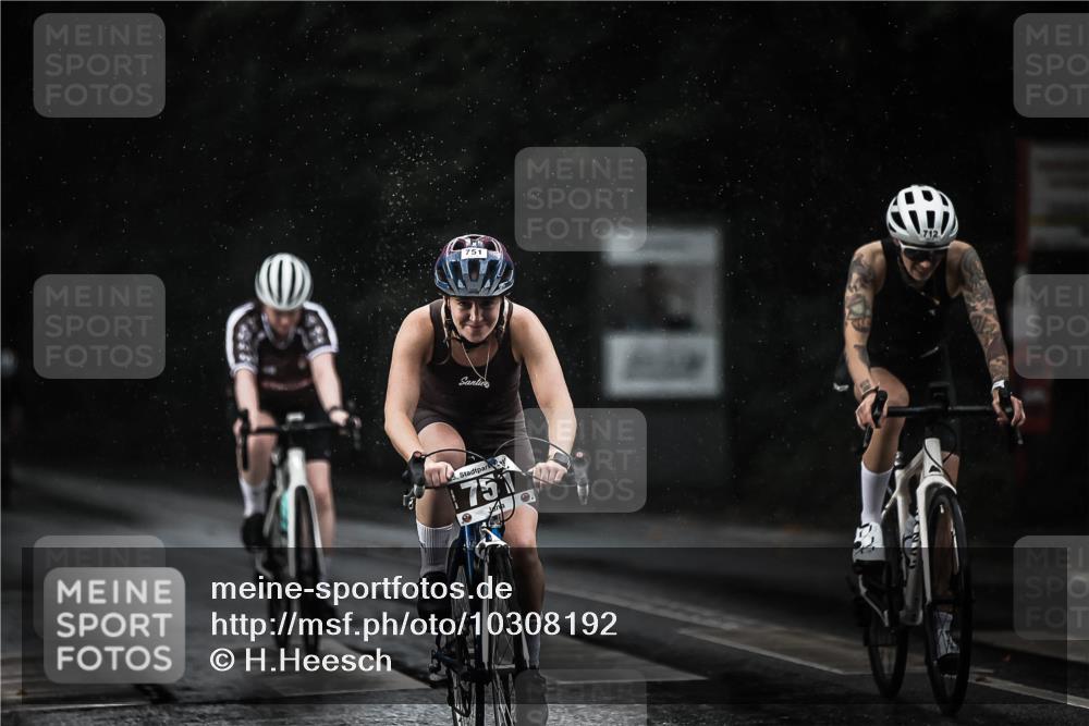 13.09.2026 - Stadtparktriathlon H.Heesch http://msf.ph/oto/10308192 13.09.2026 11:41:10 Radfahren 700, 712, 735, 751, 770, 805, 922 meine-sportfotos.de