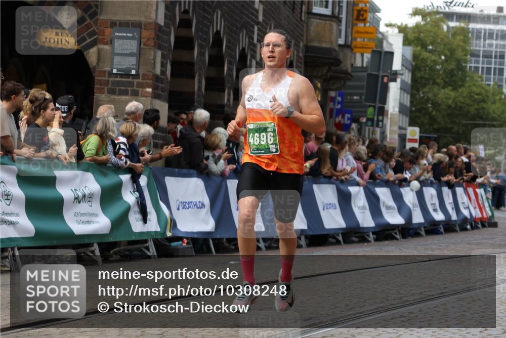 13.09.2026 - 21. swb-Marathon Bremen Strokosch-Dieckow http://msf.ph/oto/10308248 13.09.2026 13:01:46 Ziel 1411, 4118, 4328, 5996, 13063, 4696, 4739, 5601, 9233 meine-sportfotos.de