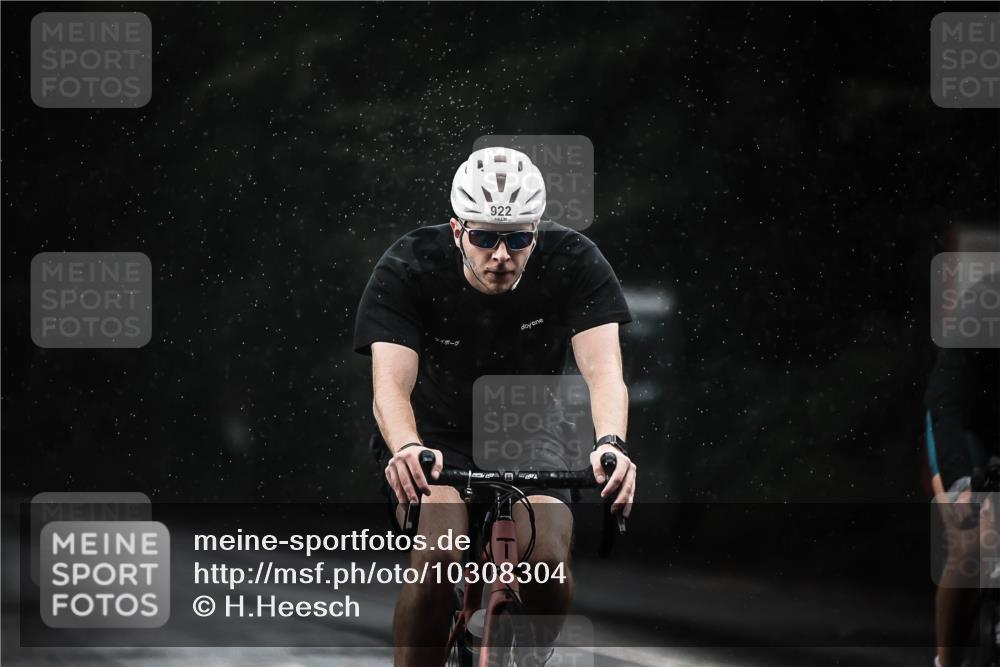 13.09.2026 - Stadtparktriathlon H.Heesch http://msf.ph/oto/10308304 13.09.2026 11:41:16 Radfahren 658, 712, 735, 751, 805, 922, 934 meine-sportfotos.de
