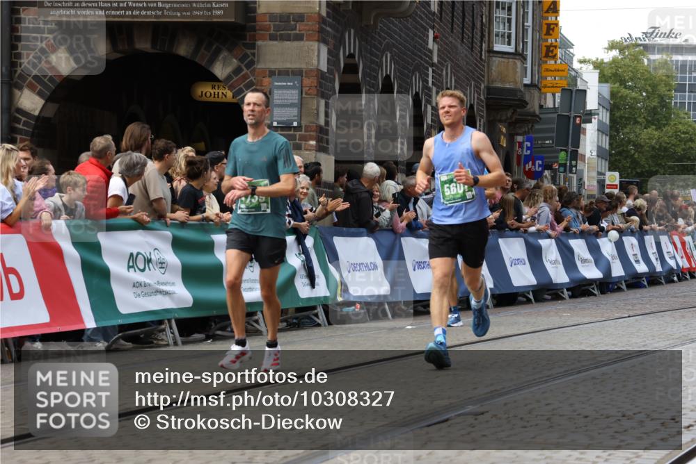 13.09.2026 - 21. swb-Marathon Bremen Strokosch-Dieckow http://msf.ph/oto/10308327 13.09.2026 13:01:53 Ziel 4118, 5369, 5996, 7950, 9137, 13063, 13168, 1667, 4739, 5601, 9233 meine-sportfotos.de