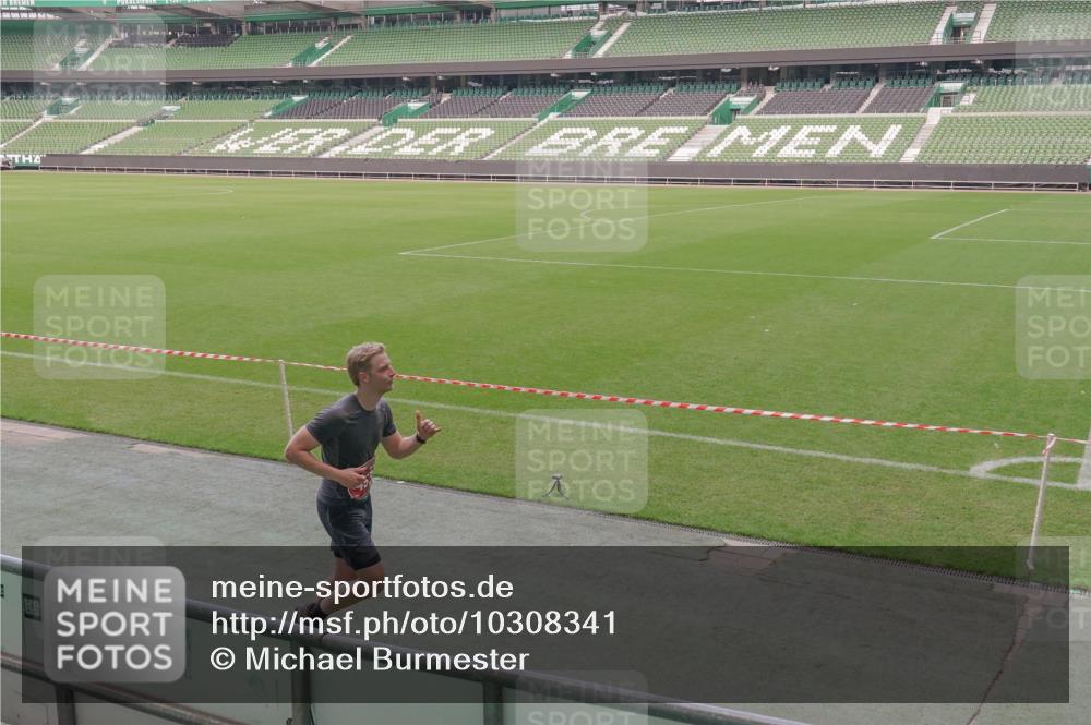 13.09.2026 - 21. swb-Marathon Bremen Michael Burmester http://msf.ph/oto/10308341 13.09.2026 12:39:55 Laufen im Stadion 126, 277, 453, 603, 640, 671, 735, 807, 862, 901, 912, 1136, 1248, 1320, 1323, 1379, 1472, 1508, 1540, 1576, 1587, 1717, 1751, 1758, 1795, 1800, 1852, 1860, 1901, 1911, 1930, 1950, 2049, 2099, 3744, 4381, 5160, 5163, 5912, 6201, 6630, 7118, 7671, 8467, 9329, 9630, 10034, 13080, 13224, 365, 850, 1288, 1385, 1485, 1550, 1583, 1754, 1875, 1993, 2073, 3617, 4232, 7244, 7692, 7768, 8075, 8729, 13033 meine-sportfotos.de