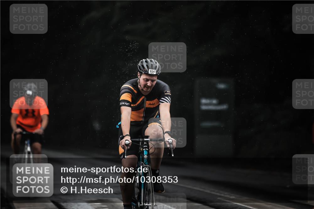 13.09.2026 - Stadtparktriathlon H.Heesch http://msf.ph/oto/10308353 13.09.2026 11:41:20 Radfahren 658, 735, 922, 934 meine-sportfotos.de
