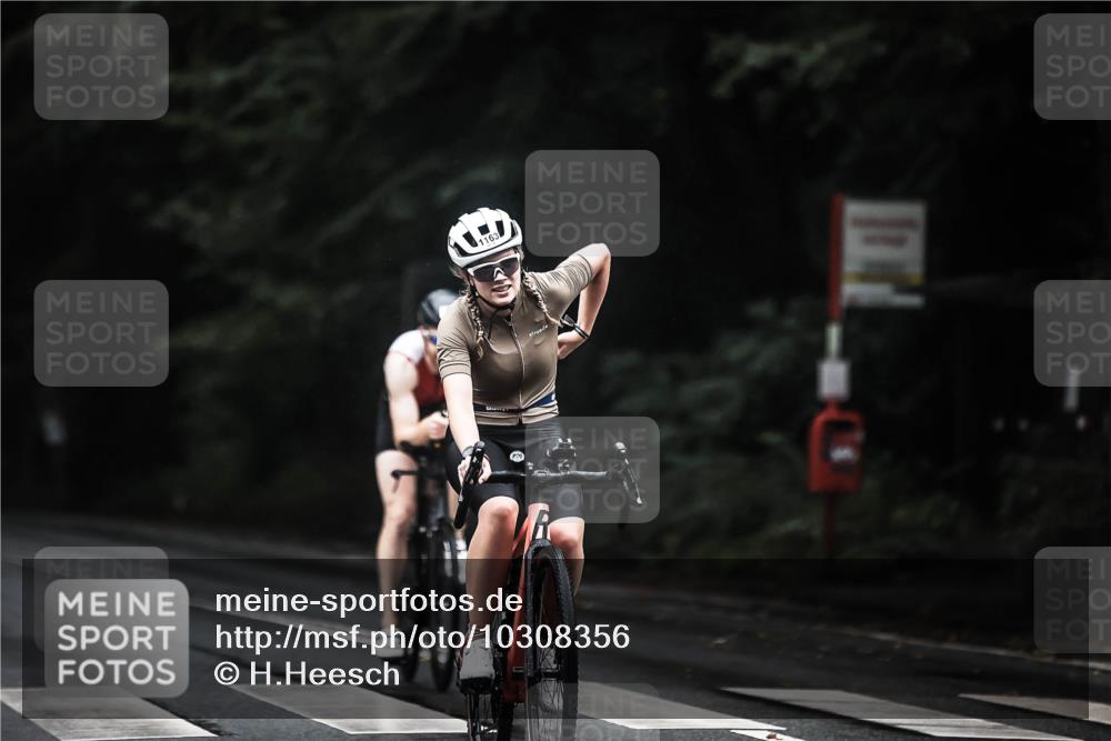 13.09.2026 - Stadtparktriathlon H.Heesch http://msf.ph/oto/10308356 13.09.2026 12:48:11 Radfahren 1091, 1128, 1163, 1200, 1224, 1231, 1268, 1291 meine-sportfotos.de
