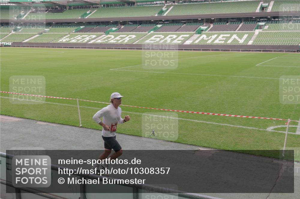 13.09.2026 - 21. swb-Marathon Bremen Michael Burmester http://msf.ph/oto/10308357 13.09.2026 12:40:03 Laufen im Stadion 126, 453, 603, 640, 671, 735, 807, 862, 901, 912, 1136, 1248, 1379, 1472, 1508, 1540, 1571, 1576, 1587, 1717, 1751, 1758, 1795, 1800, 1852, 1860, 1901, 1930, 1950, 2049, 2099, 3744, 4381, 5160, 5163, 5912, 6201, 6630, 7118, 7671, 8467, 9329, 9630, 10034, 13080, 13224, 365, 466, 658, 850, 1288, 1385, 1485, 1550, 1583, 1754, 1875, 1993, 2073, 3617, 4232, 7244, 7692, 7768, 8075, 8729, 13033 meine-sportfotos.de