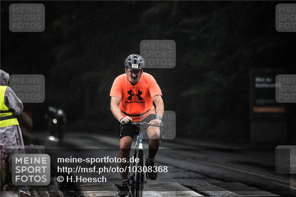 13.09.2026 - Stadtparktriathlon H.Heesch http://msf.ph/oto/10308368 13.09.2026 11:41:21 Radfahren 658, 735, 922, 934 meine-sportfotos.de