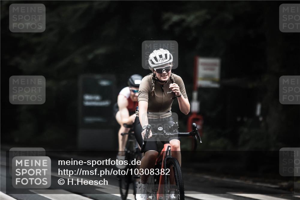 13.09.2026 - Stadtparktriathlon H.Heesch http://msf.ph/oto/10308382 13.09.2026 12:48:11 Radfahren 1091, 1128, 1163, 1200, 1224, 1231, 1268, 1291 meine-sportfotos.de