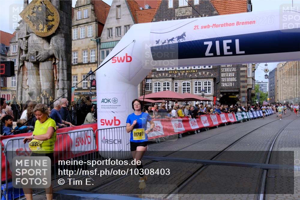13.09.2026 - 21. swb-Marathon Bremen Tim E. http://msf.ph/oto/10308403 13.09.2026 10:51:50 Ziel 10334, 10348, 10381, 10544, 10763, 10825, 10862, 10984, 11145, 11787, 12329, 12424, 12548, 13631 meine-sportfotos.de