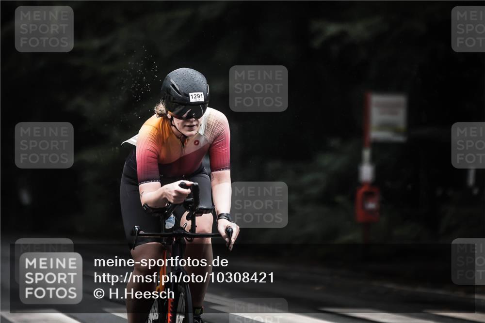 13.09.2026 - Stadtparktriathlon H.Heesch http://msf.ph/oto/10308421 13.09.2026 12:48:13 Radfahren 1091, 1163, 1200, 1224, 1231, 1268, 1291 meine-sportfotos.de