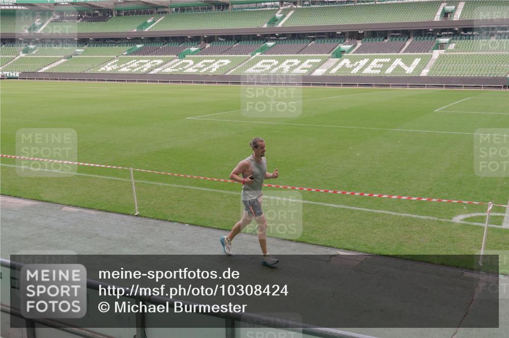 13.09.2026 - 21. swb-Marathon Bremen Michael Burmester http://msf.ph/oto/10308424 13.09.2026 12:40:16 Laufen im Stadion 126, 371, 453, 603, 640, 650, 671, 735, 744, 807, 862, 912, 1136, 1248, 1336, 1379, 1381, 1472, 1508, 1540, 1571, 1576, 1587, 1717, 1751, 1758, 1795, 1800, 1852, 1860, 1901, 1930, 1950, 2049, 2099, 3744, 4381, 4936, 5163, 5912, 6201, 6630, 7118, 7671, 8467, 9329, 9630, 10034, 13080, 13224, 365, 466, 658, 850, 1090, 1288, 1385, 1485, 1583, 1754, 1993, 2073, 2585, 3617, 7244, 7692, 7768, 8075, 8729, 13033 meine-sportfotos.de