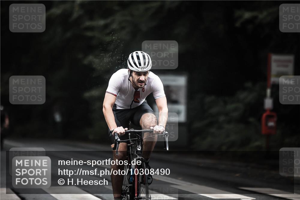 13.09.2026 - Stadtparktriathlon H.Heesch http://msf.ph/oto/10308490 13.09.2026 12:48:18 Radfahren 1200, 1237, 1260, 1291 meine-sportfotos.de