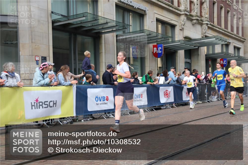 13.09.2026 - 21. swb-Marathon Bremen Strokosch-Dieckow http://msf.ph/oto/10308532 13.09.2026 10:54:36 Ziel 10589, 10608, 10646, 10901, 11040, 11174, 11569, 11620, 11860, 11874, 11889, 11908, 11976, 12313, 12519, 12800, 13592, 10067, 10146, 10359, 10410, 10503, 10577, 10608, 10631, 10704, 10749, 10765, 10837, 10884, 11039, 11099, 11118, 11389, 11476, 11593, 11843, 11874, 12038, 12265, 12328, 12467, 12519, 13526 meine-sportfotos.de