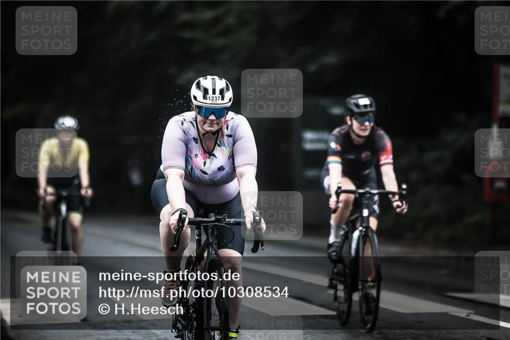 13.09.2026 - Stadtparktriathlon H.Heesch http://msf.ph/oto/10308534 13.09.2026 12:48:23 Radfahren 1200, 1212, 1237, 1260, 1275 meine-sportfotos.de