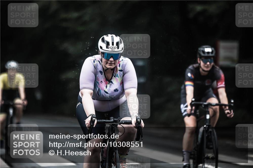 13.09.2026 - Stadtparktriathlon H.Heesch http://msf.ph/oto/10308551 13.09.2026 12:48:23 Radfahren 1200, 1212, 1237, 1260, 1275 meine-sportfotos.de