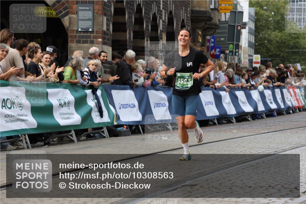 13.09.2026 - 21. swb-Marathon Bremen Strokosch-Dieckow http://msf.ph/oto/10308563 13.09.2026 13:02:14 Ziel 1614, 4696, 4739, 5601, 9233, 9583 meine-sportfotos.de