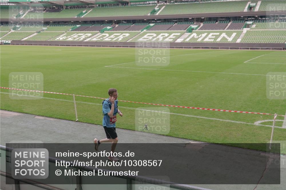 13.09.2026 - 21. swb-Marathon Bremen Michael Burmester http://msf.ph/oto/10308567 13.09.2026 12:40:38 Laufen im Stadion 126, 371, 453, 603, 640, 650, 671, 735, 744, 807, 862, 912, 957, 1136, 1336, 1379, 1381, 1508, 1540, 1571, 1614, 1797, 1800, 1852, 1860, 1901, 1930, 1950, 2049, 2099, 2986, 3744, 4381, 4399, 4795, 4936, 6201, 6630, 7118, 7671, 8065, 9065, 9329, 9630, 10034, 13080, 13224, 365, 466, 658, 850, 895, 1090, 1288, 1385, 1485, 1583, 1604, 1754, 2073, 2585, 2670, 3617, 7244, 7768, 8075, 8729 meine-sportfotos.de