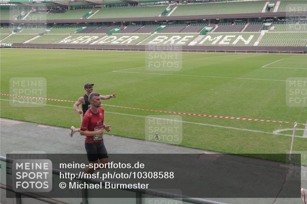 13.09.2026 - 21. swb-Marathon Bremen Michael Burmester http://msf.ph/oto/10308588 13.09.2026 12:40:39 Laufen im Stadion 126, 371, 453, 603, 640, 650, 671, 735, 744, 807, 862, 912, 957, 1136, 1336, 1379, 1381, 1508, 1540, 1571, 1614, 1797, 1800, 1852, 1860, 1901, 1930, 1950, 2049, 2099, 2986, 3744, 4381, 4399, 4795, 4936, 6201, 6630, 7118, 7671, 8065, 9065, 9329, 9630, 10034, 13080, 13224, 365, 466, 658, 850, 895, 1090, 1288, 1385, 1485, 1583, 1604, 1754, 2073, 2585, 2670, 3617, 7244, 7768, 8075, 8729 meine-sportfotos.de