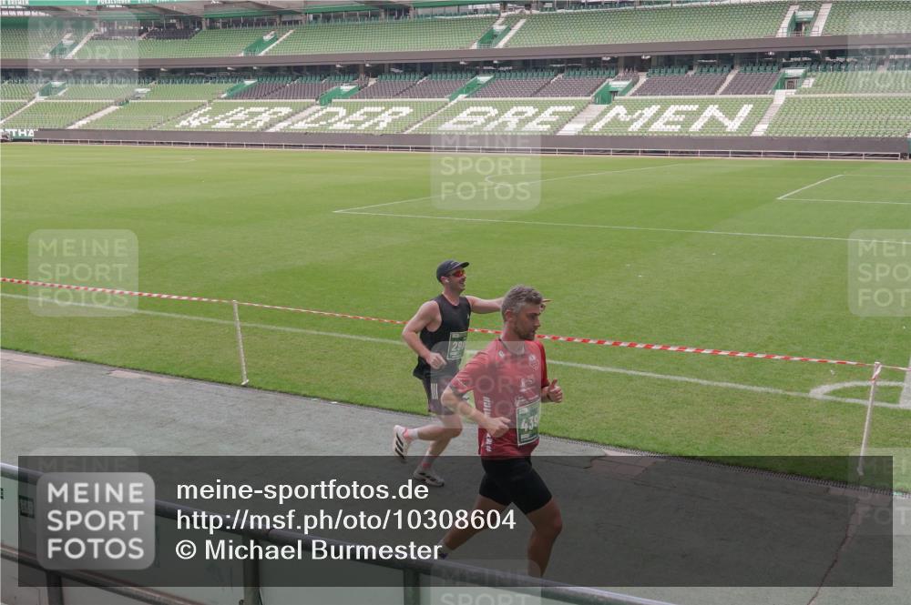 13.09.2026 - 21. swb-Marathon Bremen Michael Burmester http://msf.ph/oto/10308604 13.09.2026 12:40:39 Laufen im Stadion 126, 371, 453, 603, 640, 650, 671, 735, 744, 807, 862, 912, 957, 1136, 1336, 1379, 1381, 1508, 1540, 1571, 1614, 1797, 1800, 1852, 1860, 1901, 1930, 1950, 2049, 2099, 2986, 3744, 4381, 4399, 4795, 4936, 6201, 6630, 7118, 7671, 8065, 9065, 9329, 9630, 10034, 13080, 13224, 365, 466, 658, 850, 895, 1090, 1288, 1385, 1485, 1583, 1604, 1754, 2073, 2585, 2670, 3617, 7244, 7768, 8075, 8729 meine-sportfotos.de