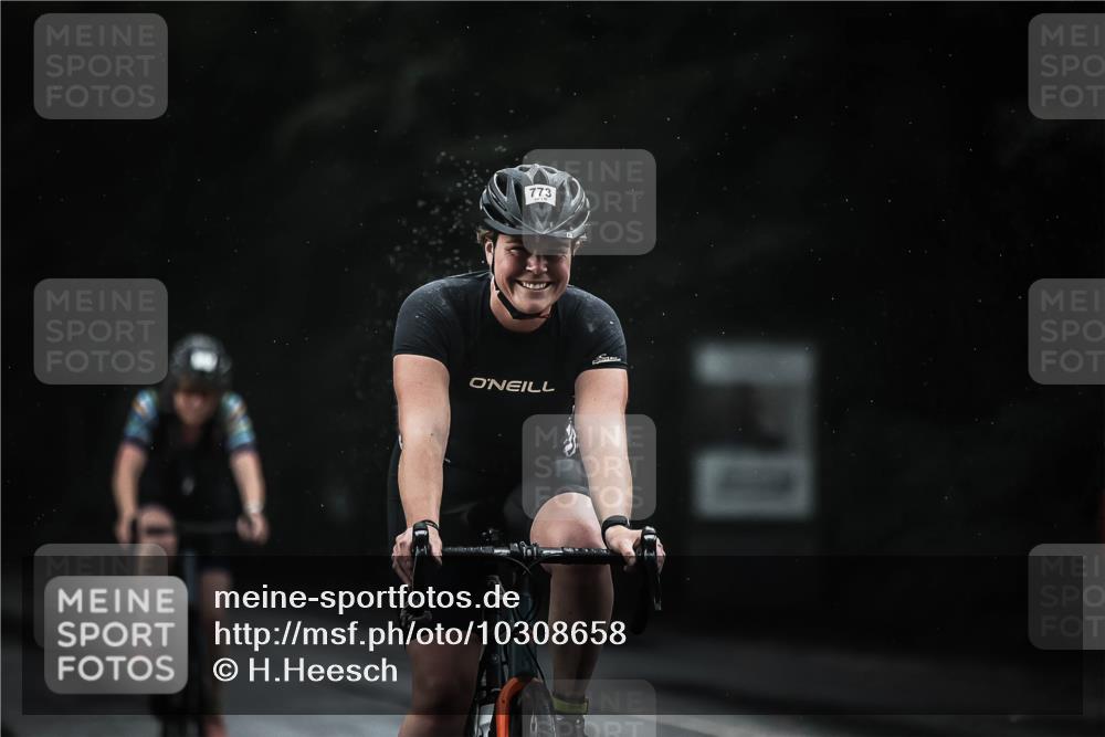 13.09.2026 - Stadtparktriathlon H.Heesch http://msf.ph/oto/10308658 13.09.2026 11:41:38 Radfahren 714, 715, 773, 891, 897, 1800 meine-sportfotos.de