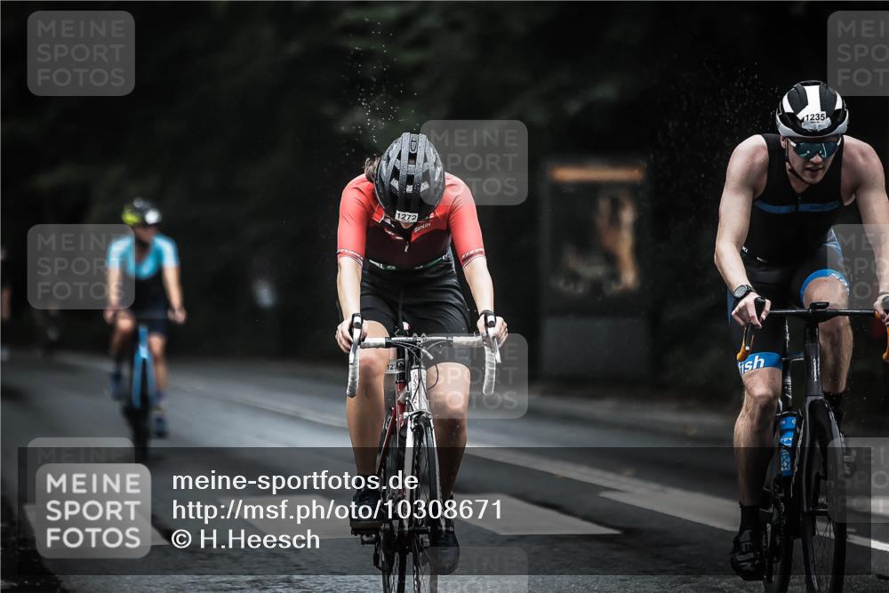 13.09.2026 - Stadtparktriathlon H.Heesch http://msf.ph/oto/10308671 13.09.2026 12:48:31 Radfahren 1127, 1186, 1191, 1212, 1235, 1271, 1272, 1275 meine-sportfotos.de