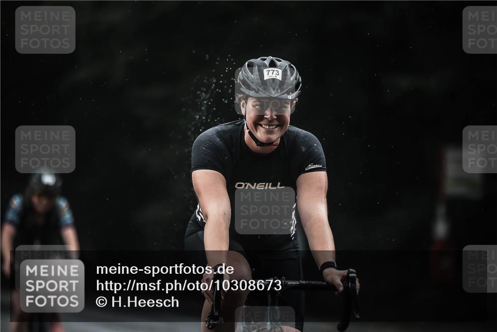 13.09.2026 - Stadtparktriathlon H.Heesch http://msf.ph/oto/10308673 13.09.2026 11:41:39 Radfahren 714, 773, 891, 897, 1800 meine-sportfotos.de