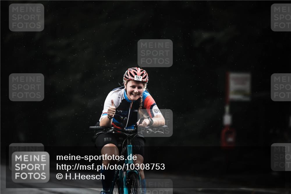 13.09.2026 - Stadtparktriathlon H.Heesch http://msf.ph/oto/10308753 13.09.2026 11:41:46 Radfahren 710, 714, 767 meine-sportfotos.de