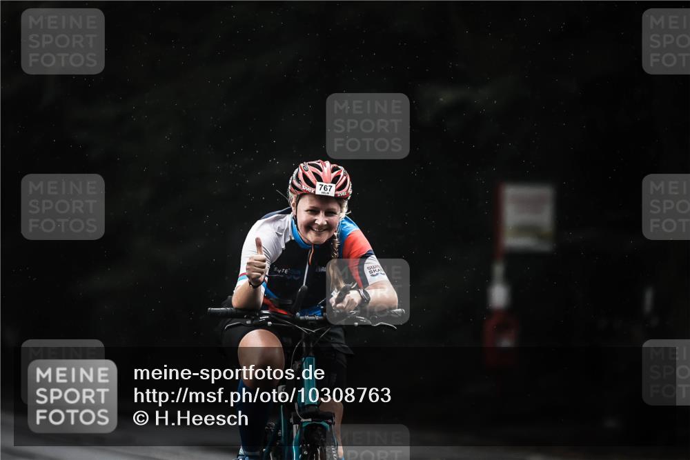 13.09.2026 - Stadtparktriathlon H.Heesch http://msf.ph/oto/10308763 13.09.2026 11:41:46 Radfahren 710, 714, 767 meine-sportfotos.de