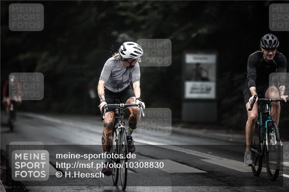 13.09.2026 - Stadtparktriathlon H.Heesch http://msf.ph/oto/10308830 13.09.2026 12:48:43 Radfahren 1191, 1198, 1241, 1265 meine-sportfotos.de